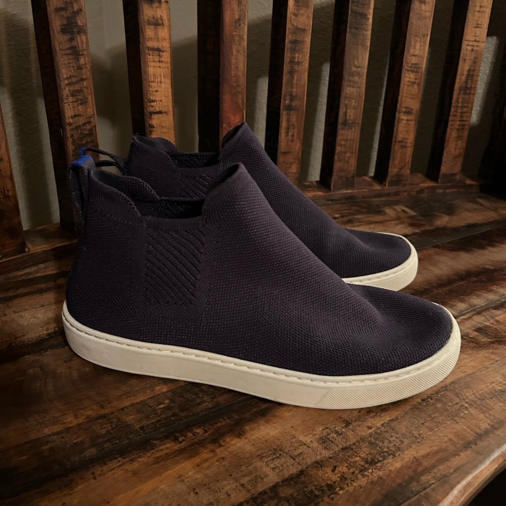 Rothy’s Navy Slip-On Sneakers size 8